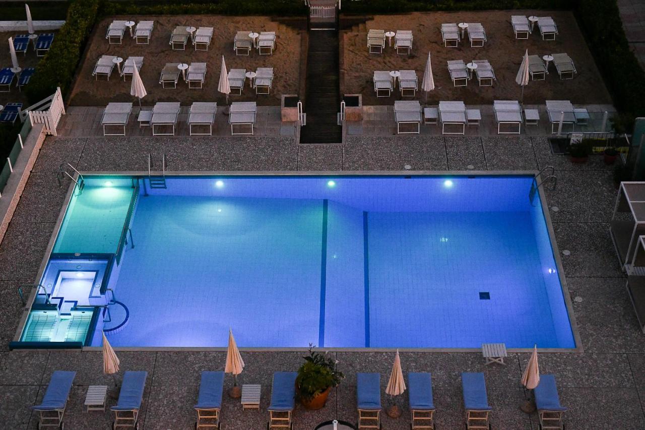 Hotel Beny Lido di Jesolo Exteriör bild