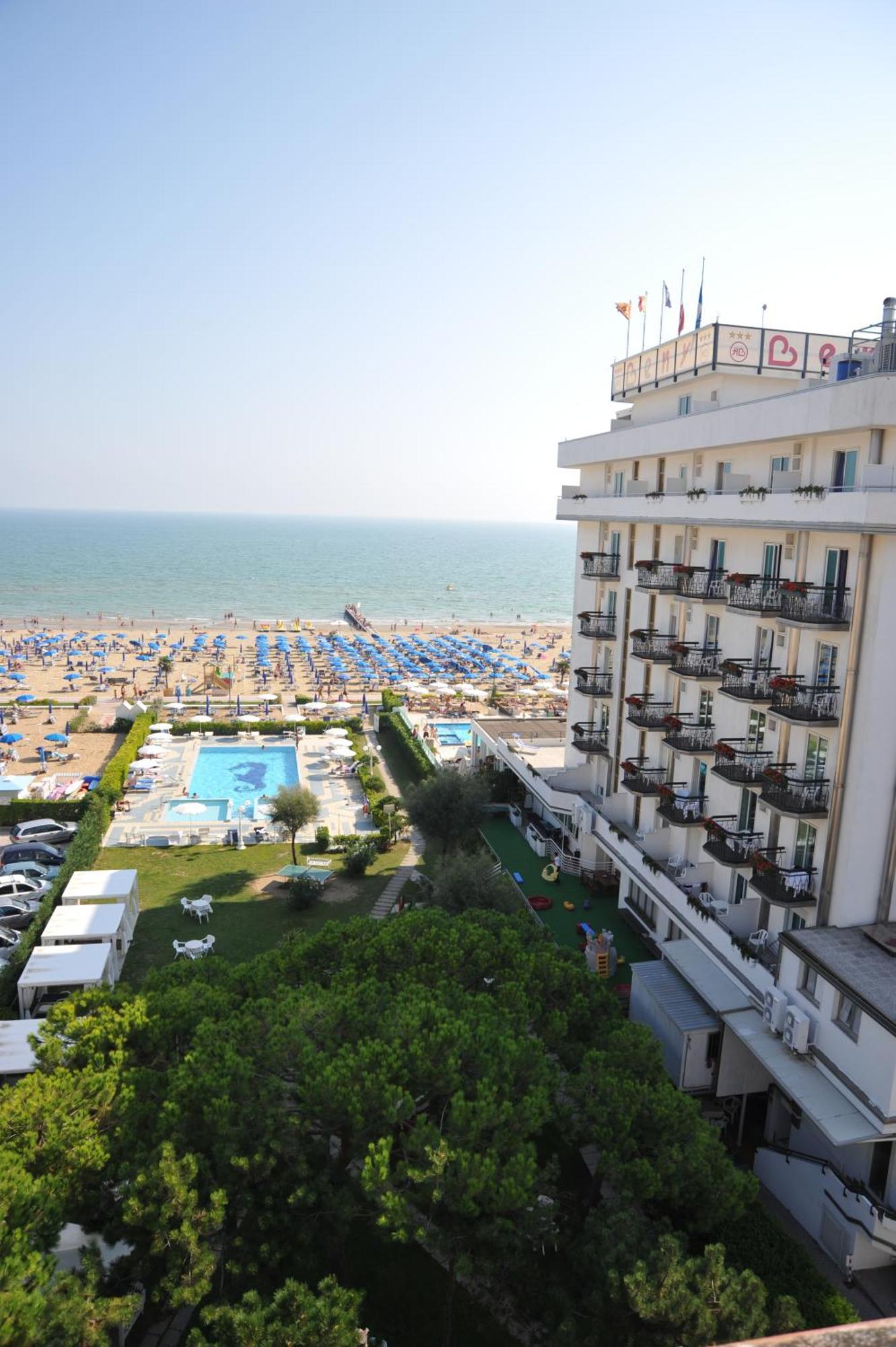 Hotel Beny Lido di Jesolo Exteriör bild